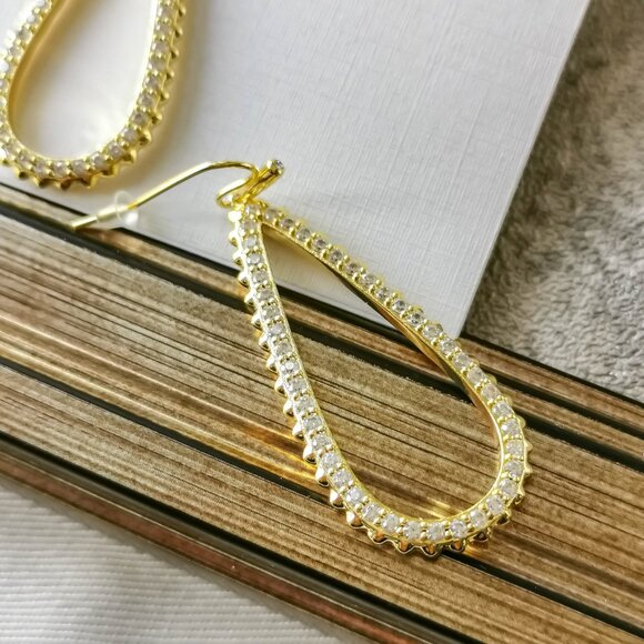 Kendra Scott Payton Gold White Crystal Earrings - Picture 3 of 3